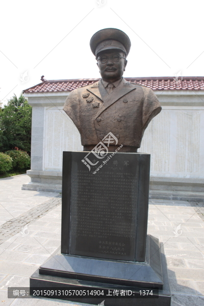 李克農(nóng)塑像