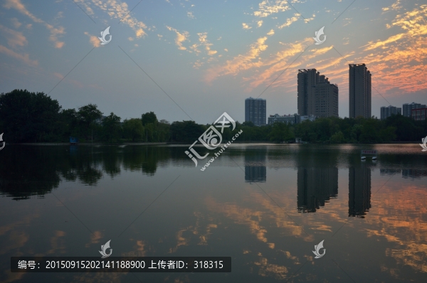晚霞