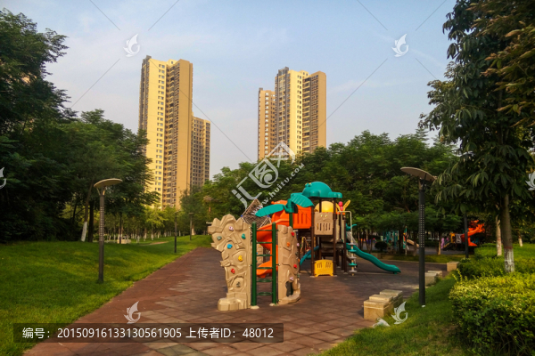 早晨的兒童游樂場