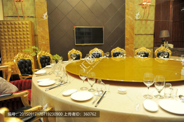 餐廳餐桌
