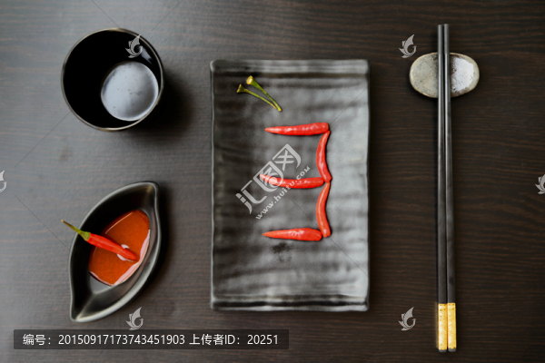 日式餐具擺設(shè)