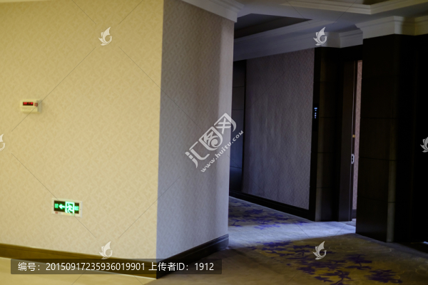 酒店