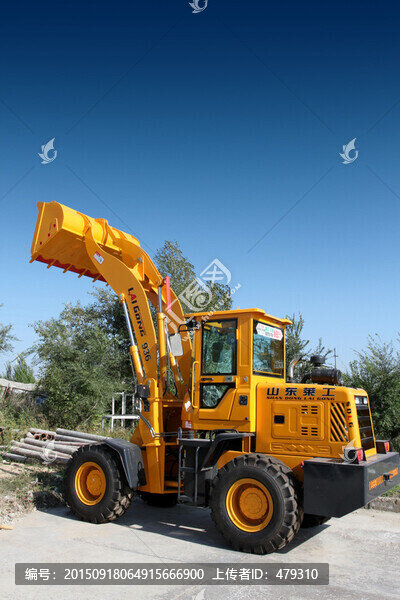 工程機(jī)械,小型挖溝機(jī)