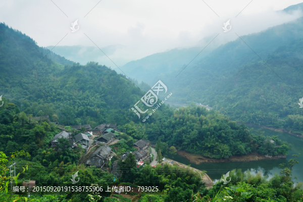 山間古村落