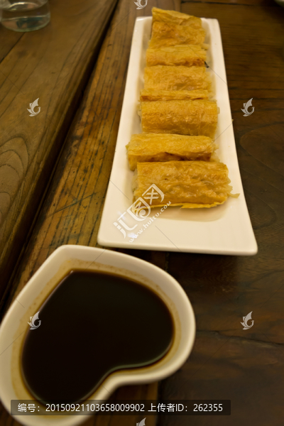 豆腐皮卷素菜