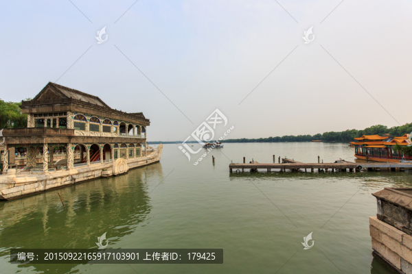 北京頤和園昆明湖石舫清晏舫