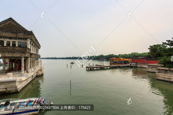 北京頤和園昆明湖石舫清晏舫