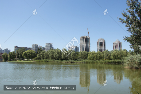 水岸樓群