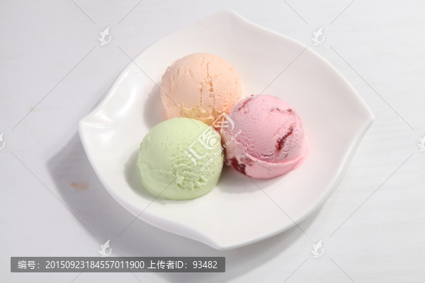三色冰激凌球