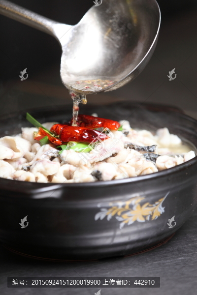 酸菜魚
