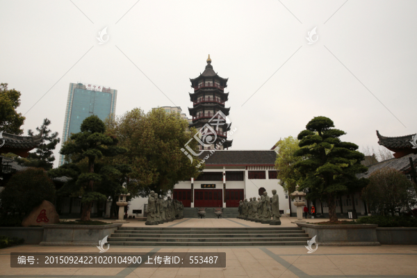 繩金塔