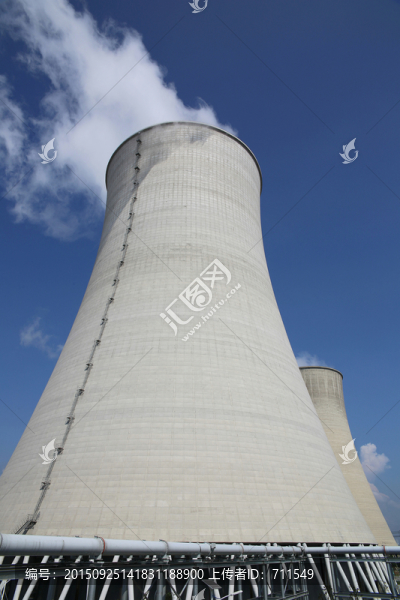 火力發(fā)電廠冷水塔,仰視