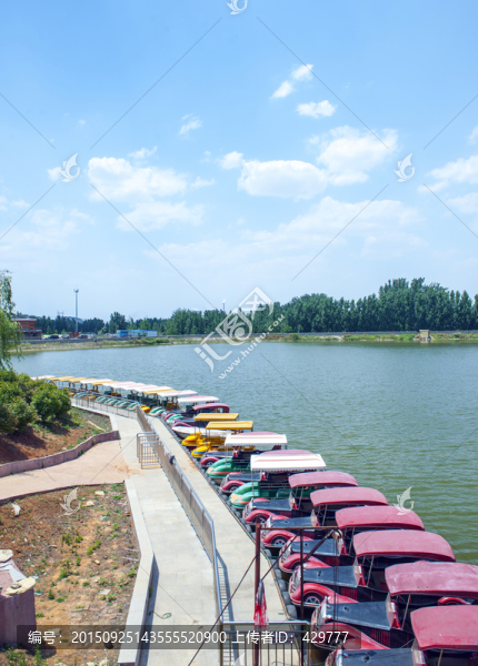 游船,游艇,游樂園