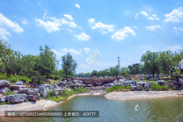 河岸風(fēng)光,石頭園林