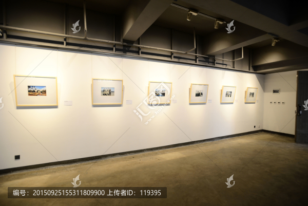 照片展