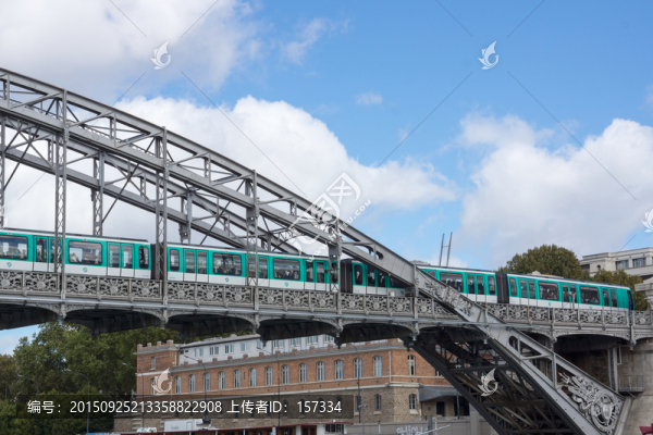 巴黎橋梁建筑
