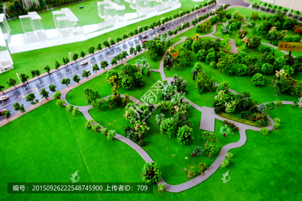 地產(chǎn)綠化規(guī)劃設(shè)計(jì)