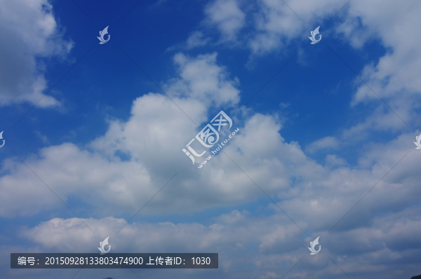 藍(lán)天白云