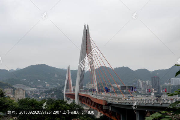 重慶東水門長江大橋