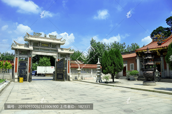 泉州朵蓮寺庭院