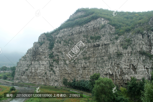 山崖