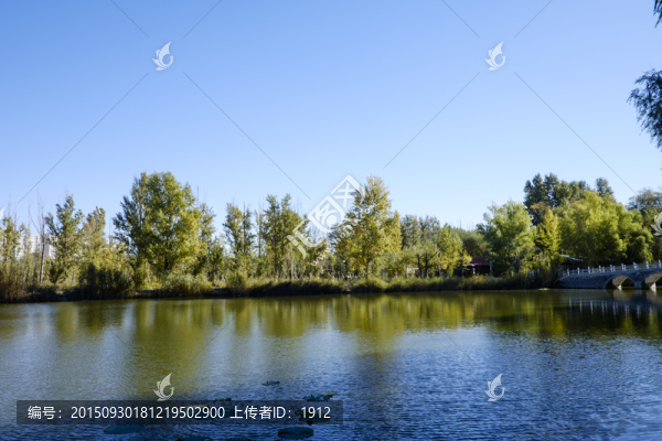 小河