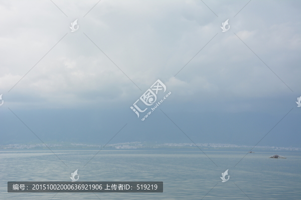 蒼山洱海,遠(yuǎn)山,積云