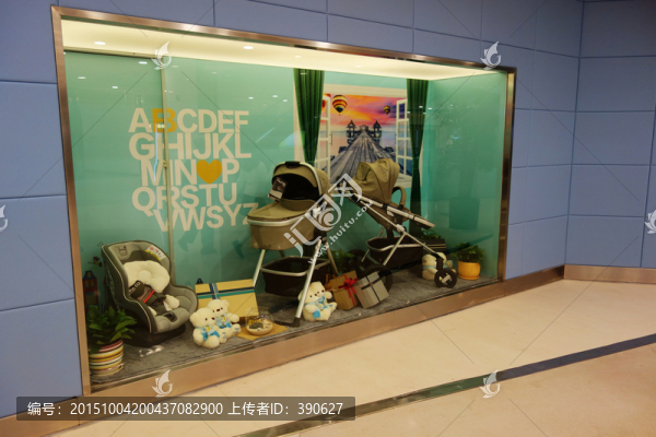 嬰兒車展示櫥窗,櫥窗