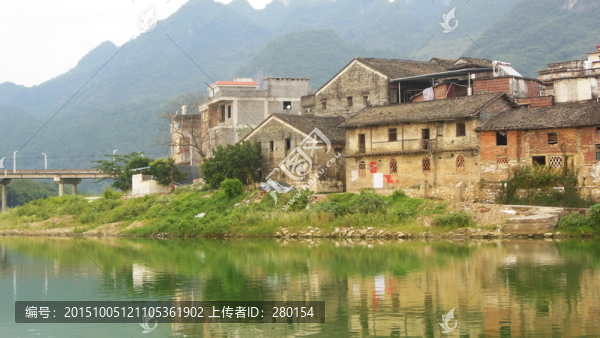 水口岸邊民居