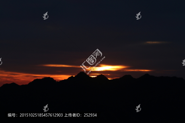 朝霞