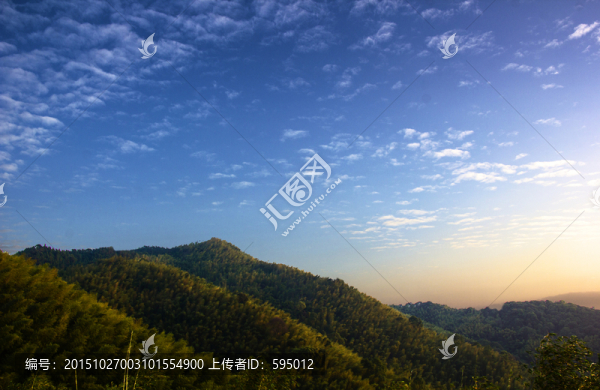 群山
