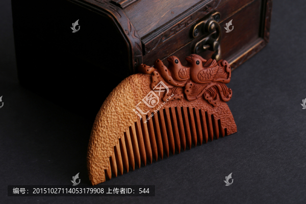 雕花鴛鴦梳