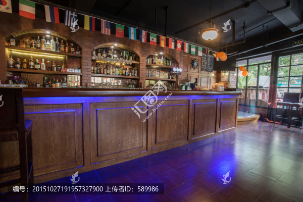 酒吧柜臺(tái)