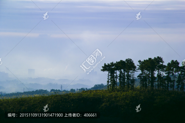 清晨云霧