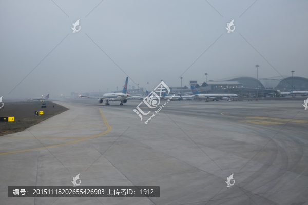 停機(jī)坪