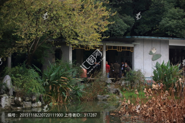 公園一角