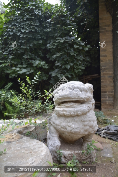 村落石獅子