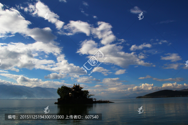 湖心小島