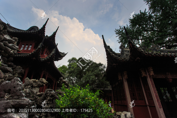 上海豫園快樓假山打唱臺(tái)