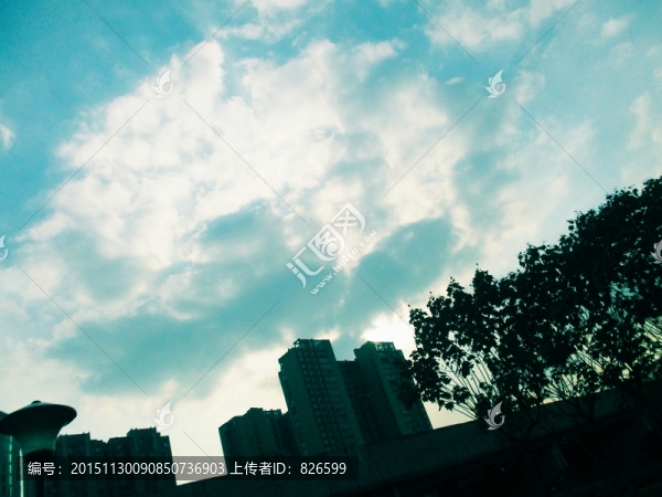 云的奇觀,藍(lán)天,彩云