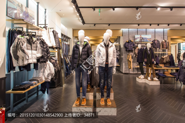 品牌男裝店內(nèi)景