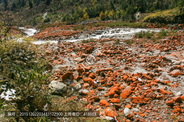 四川貢嘎紅石灘