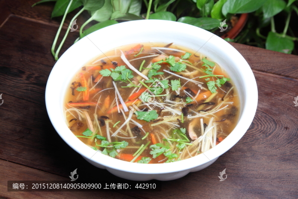 酸辣肚絲湯