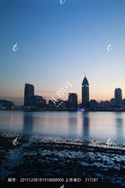 上海浦西