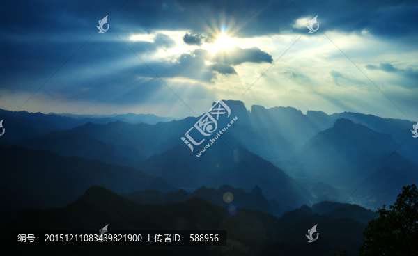 群山