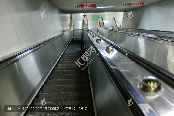 電梯