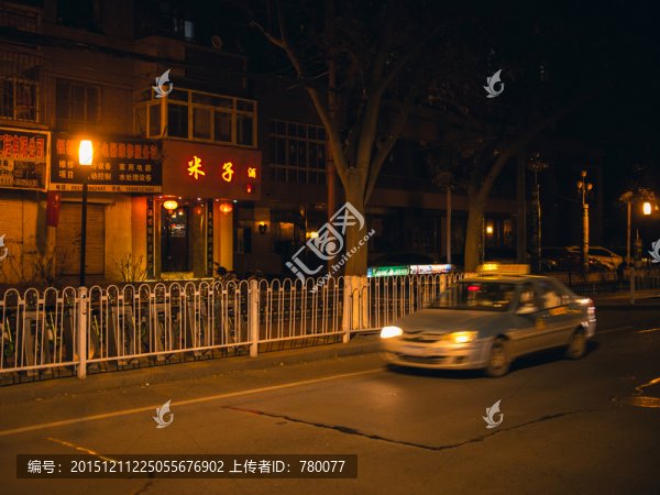 飛馳的出租車,蘭州夜景
