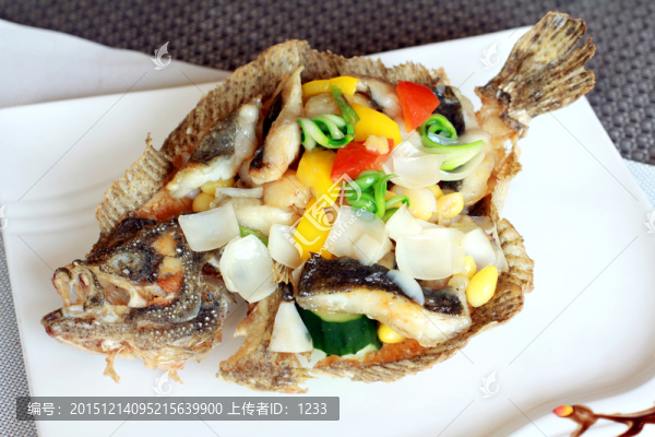 翡翠炒魚球