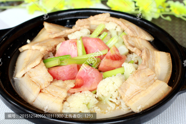 腩肉菜花煲
