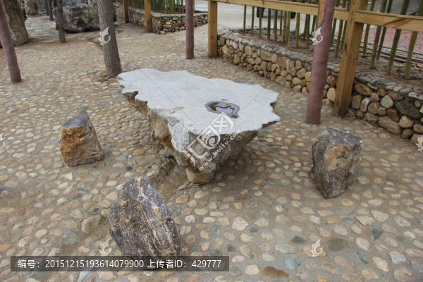石桌,石凳